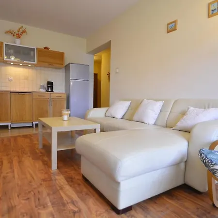 Apartment Bryza - Przylesie 14b Dla 6 Osob, Parking